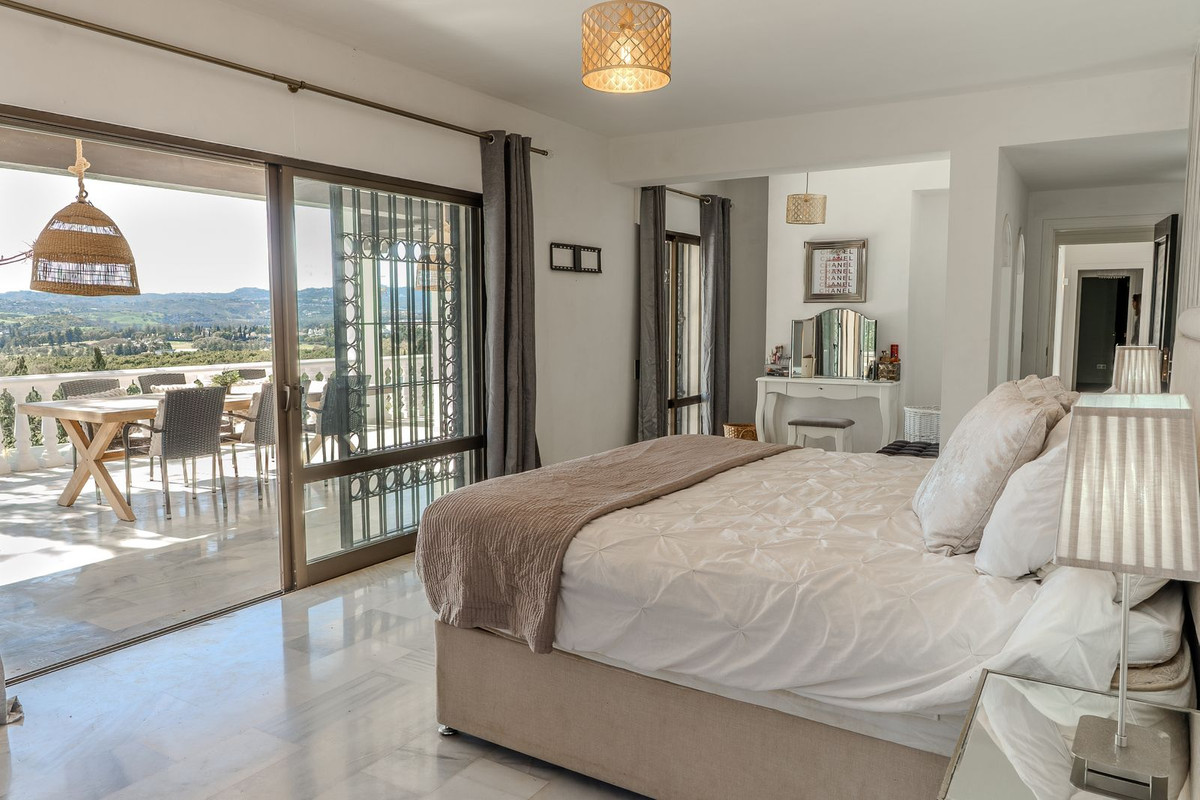 6 Bed Townhouse for sale in Mijas Costa Del Sol, Málaga, Spain