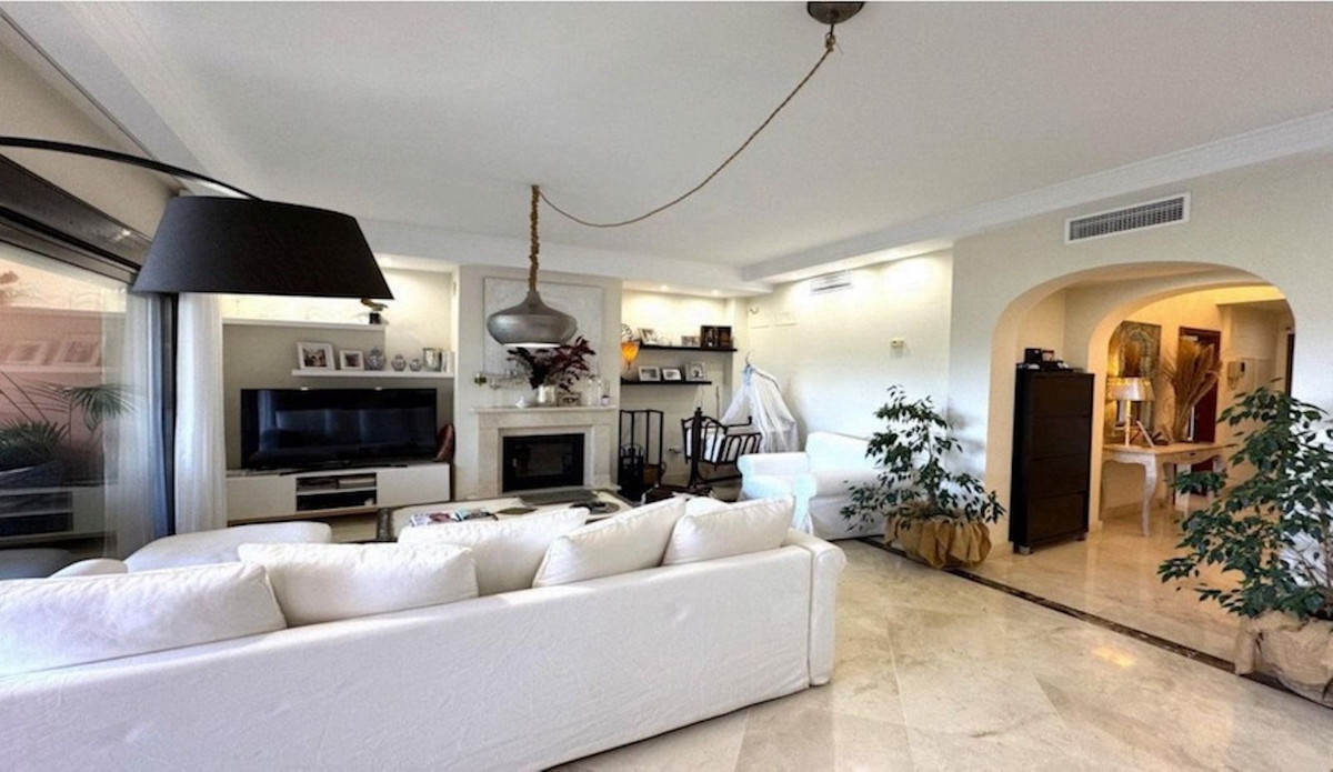 3 Bed Townhouse for sale in Estepona Costa Del Sol, Málaga, Spain