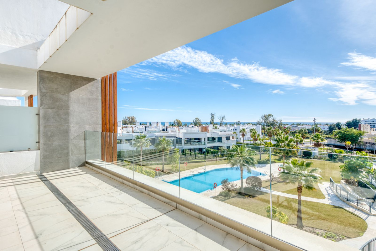 2 Bed Apartment for sale in Estepona Costa Del Sol, Málaga, Spain