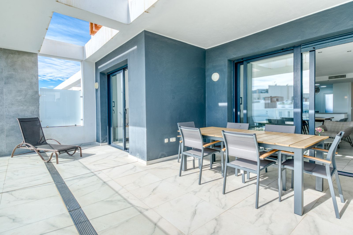 2 Bed Apartment for sale in Estepona Costa Del Sol, Málaga, Spain