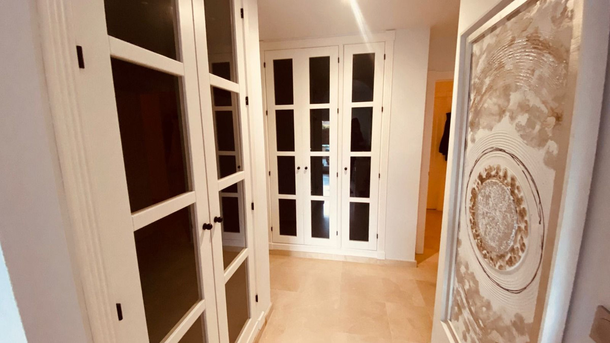 Se vende Apartamento Planta Baja de 3 dormitorios en Costa Del Sol, Cadiz, España