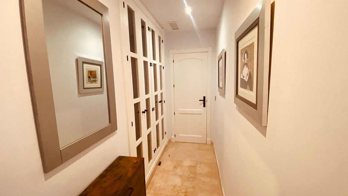 Se vende Apartamento Planta Baja de 3 dormitorios en Costa Del Sol, Cadiz, España