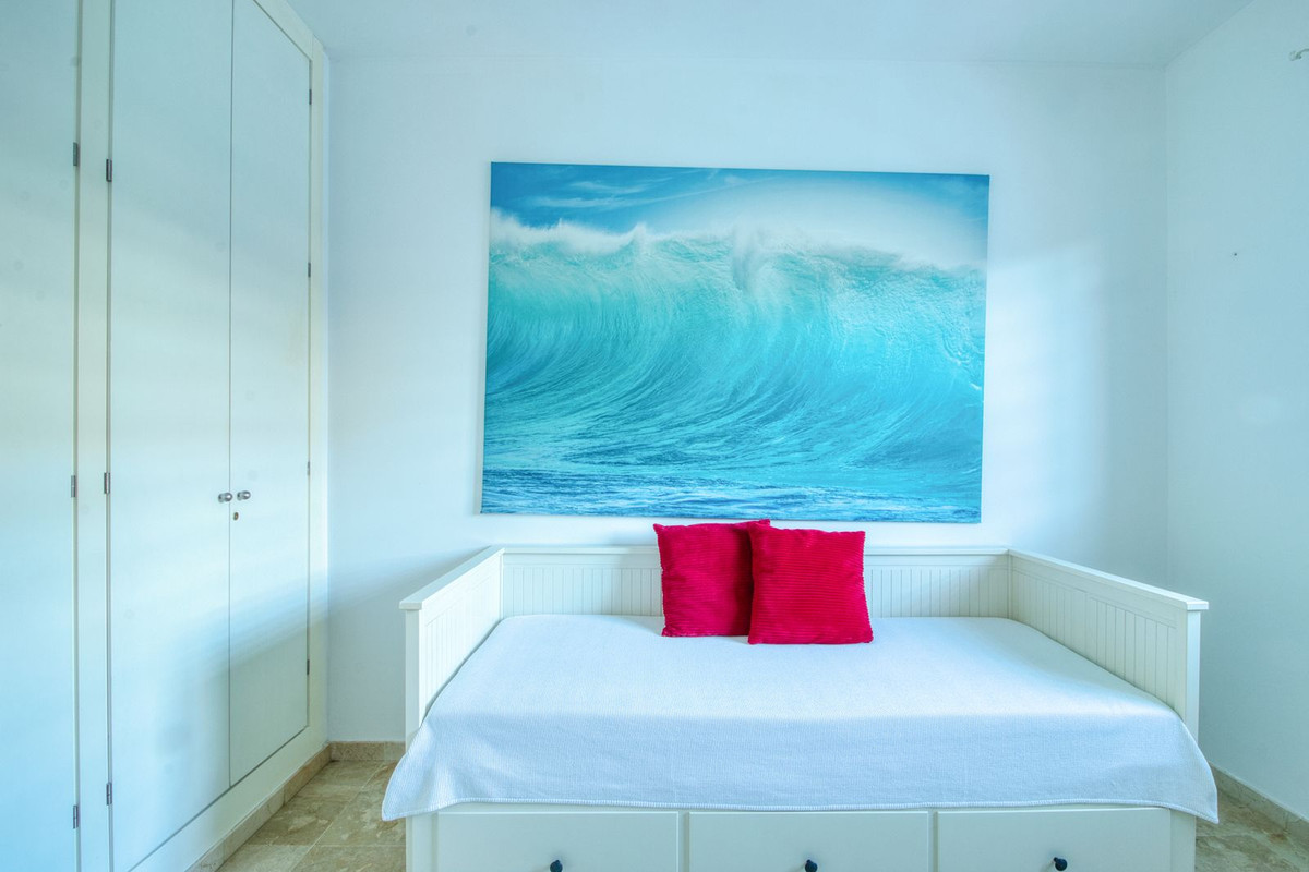 Se vende Apartamento en Planta Última de 3 dormitorios en Costa Del Sol, Málaga, España
