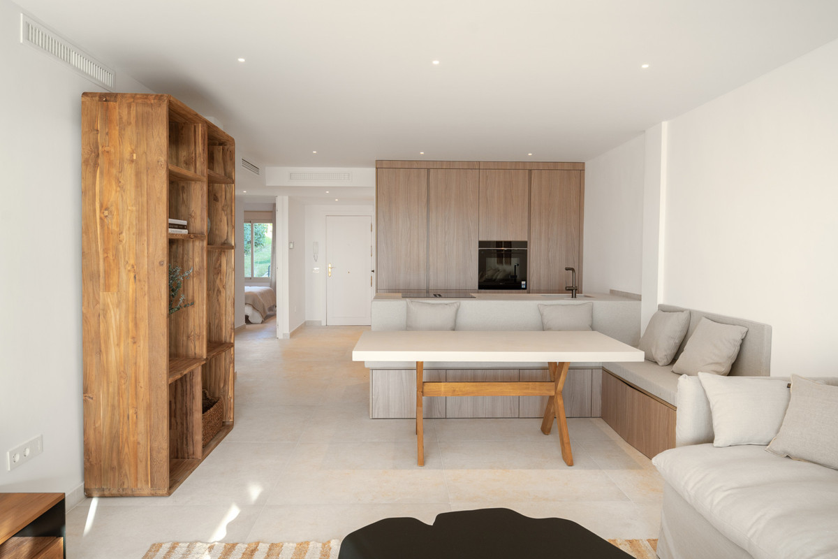 Se vende Apartamento Planta Media de 3 dormitorios en Costa Del Sol, Málaga, España