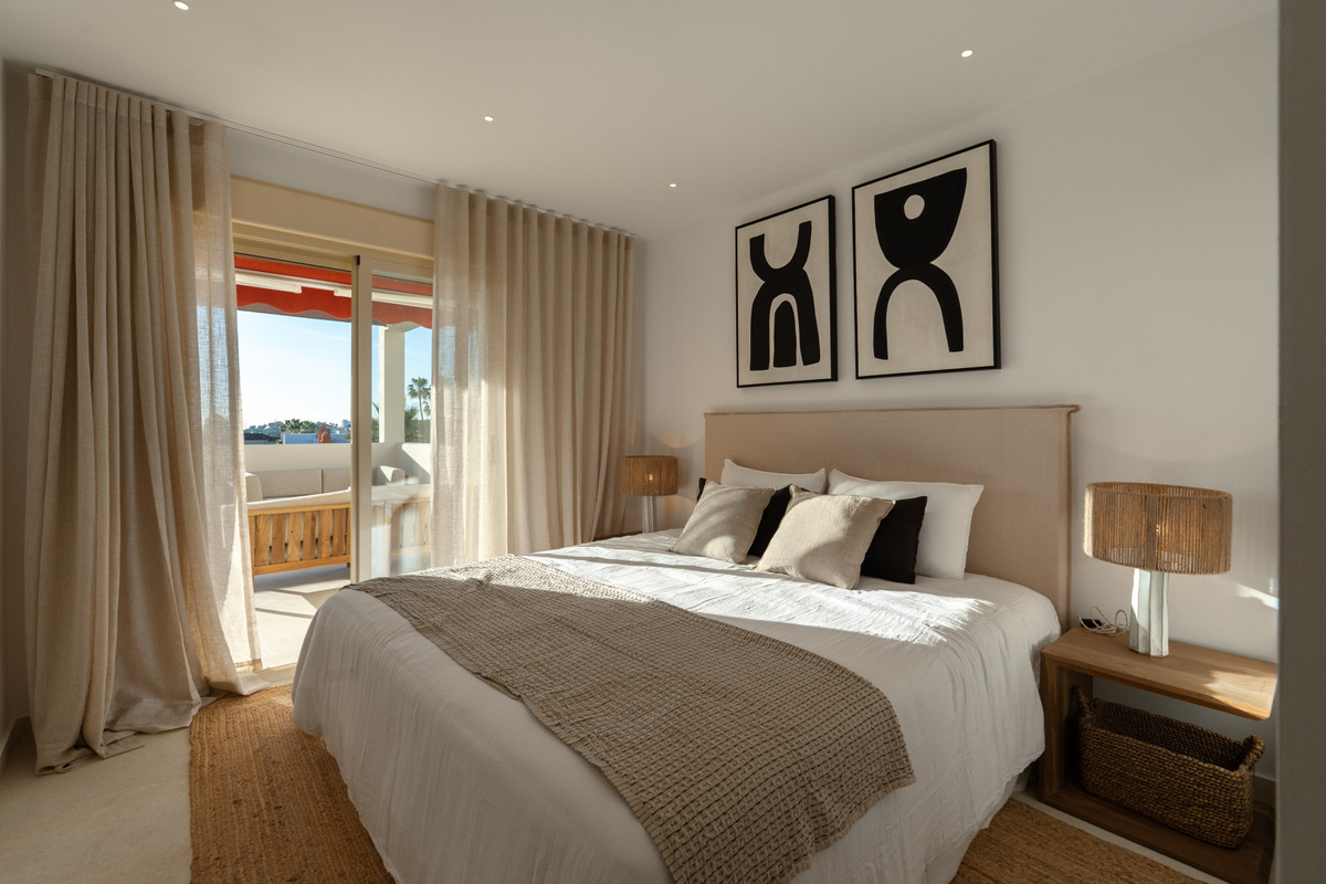 Se vende Apartamento Planta Media de 3 dormitorios en Costa Del Sol, Málaga, España