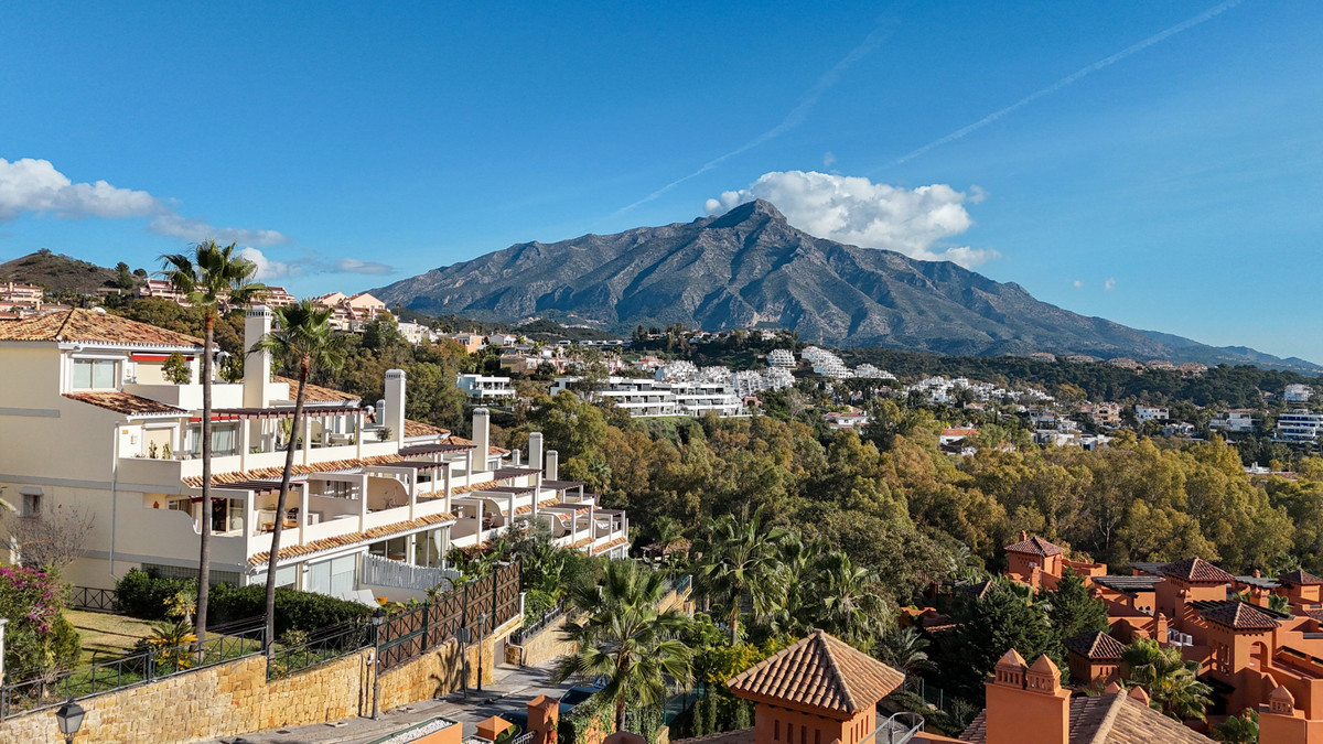 Se vende Apartamento Planta Media de 3 dormitorios en Costa Del Sol, Málaga, España