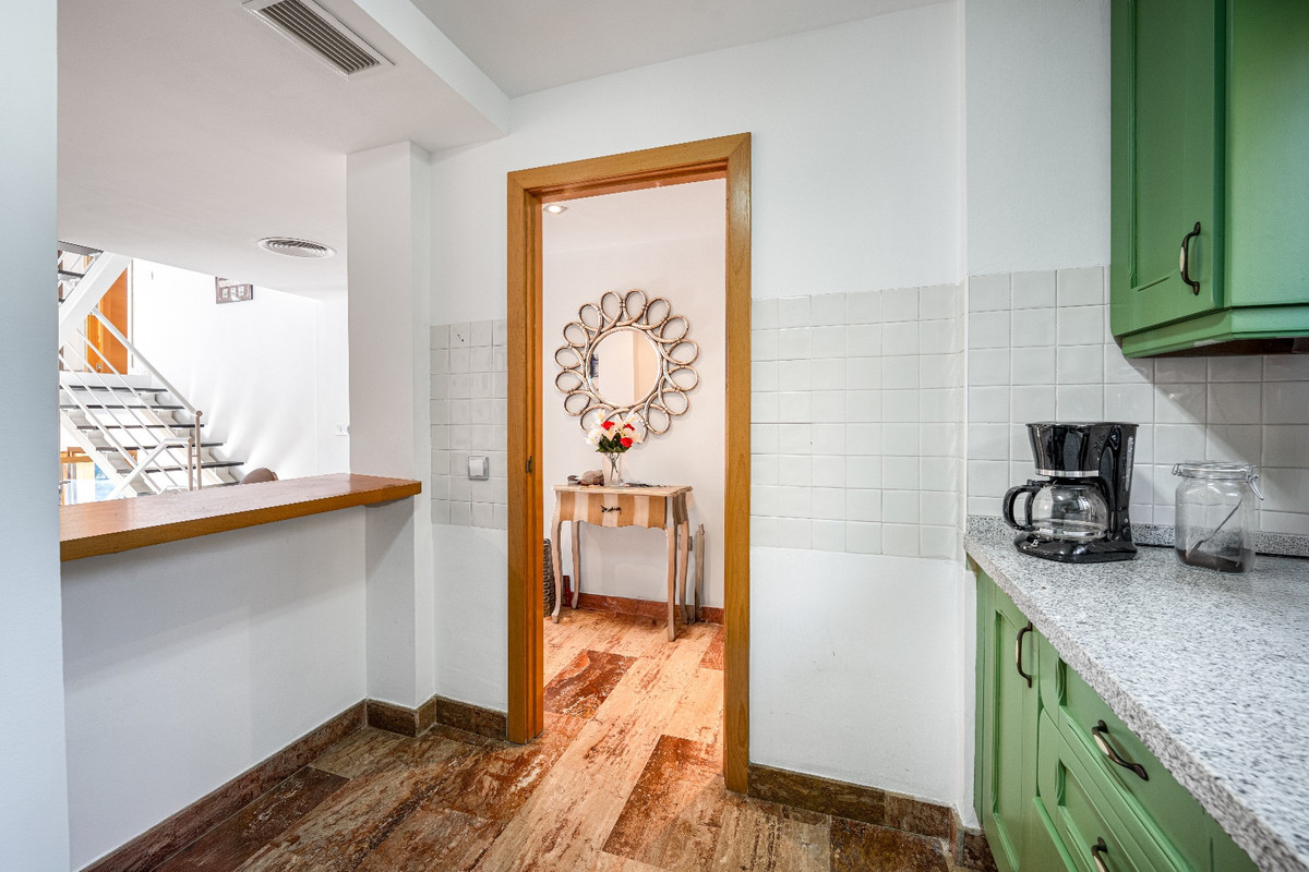 Se vende Pareada de 4 dormitorios en Costa Del Sol, Málaga, España