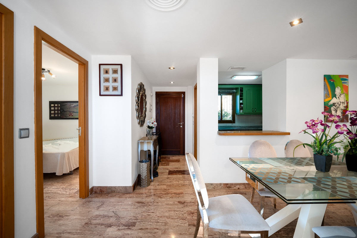 Se vende Pareada de 4 dormitorios en Costa Del Sol, Málaga, España