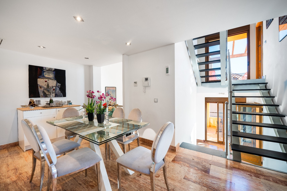 Se vende Pareada de 4 dormitorios en Costa Del Sol, Málaga, España