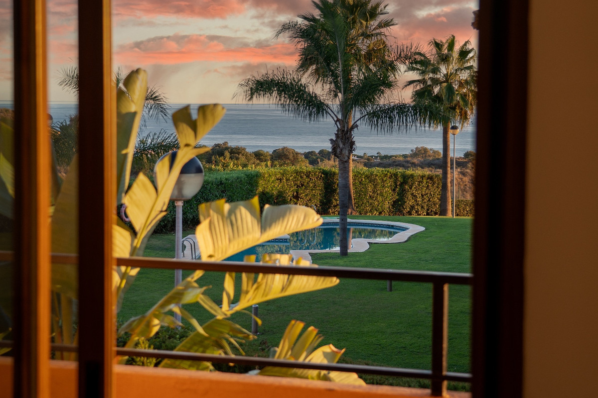 Se vende Pareada de 4 dormitorios en Costa Del Sol, Málaga, España
