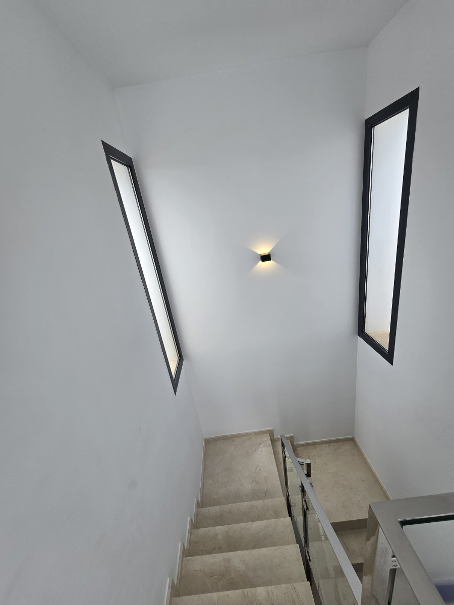 Se vende Villa - Chalet de 3 dormitorios en Costa Blanca, Alicante, España