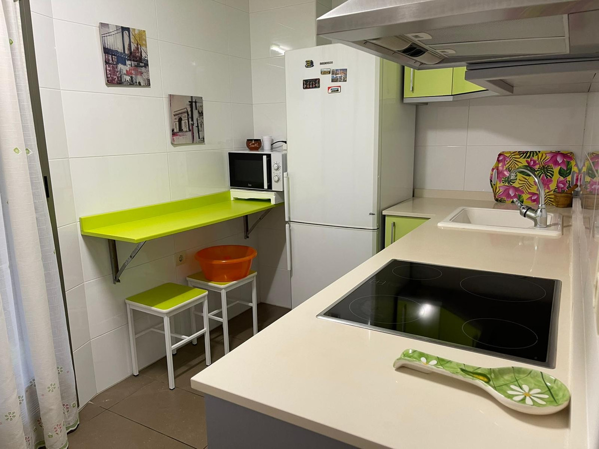 Se vende Apartamento Planta Media de 2 dormitorios en Costa Blanca, Alicante, España