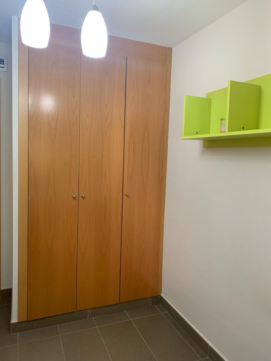 Se vende Apartamento Planta Media de 2 dormitorios en Costa Blanca, Alicante, España