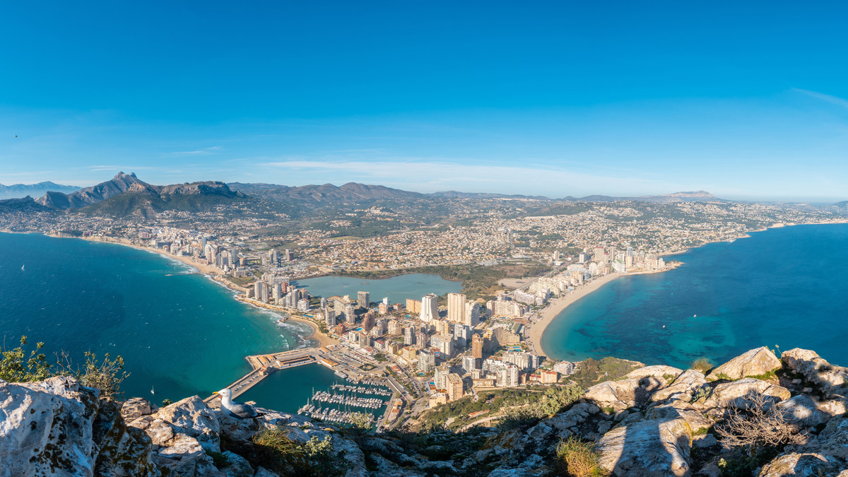Se vende Apartamento Planta Media de 2 dormitorios en Costa Blanca, Alicante, España