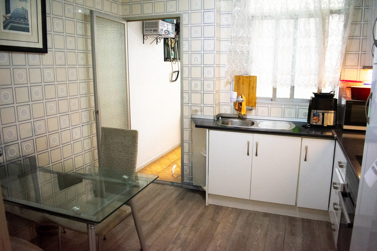 4 Bed Apartment for sale in Torrevieja Costa Blanca, Alicante, Spain