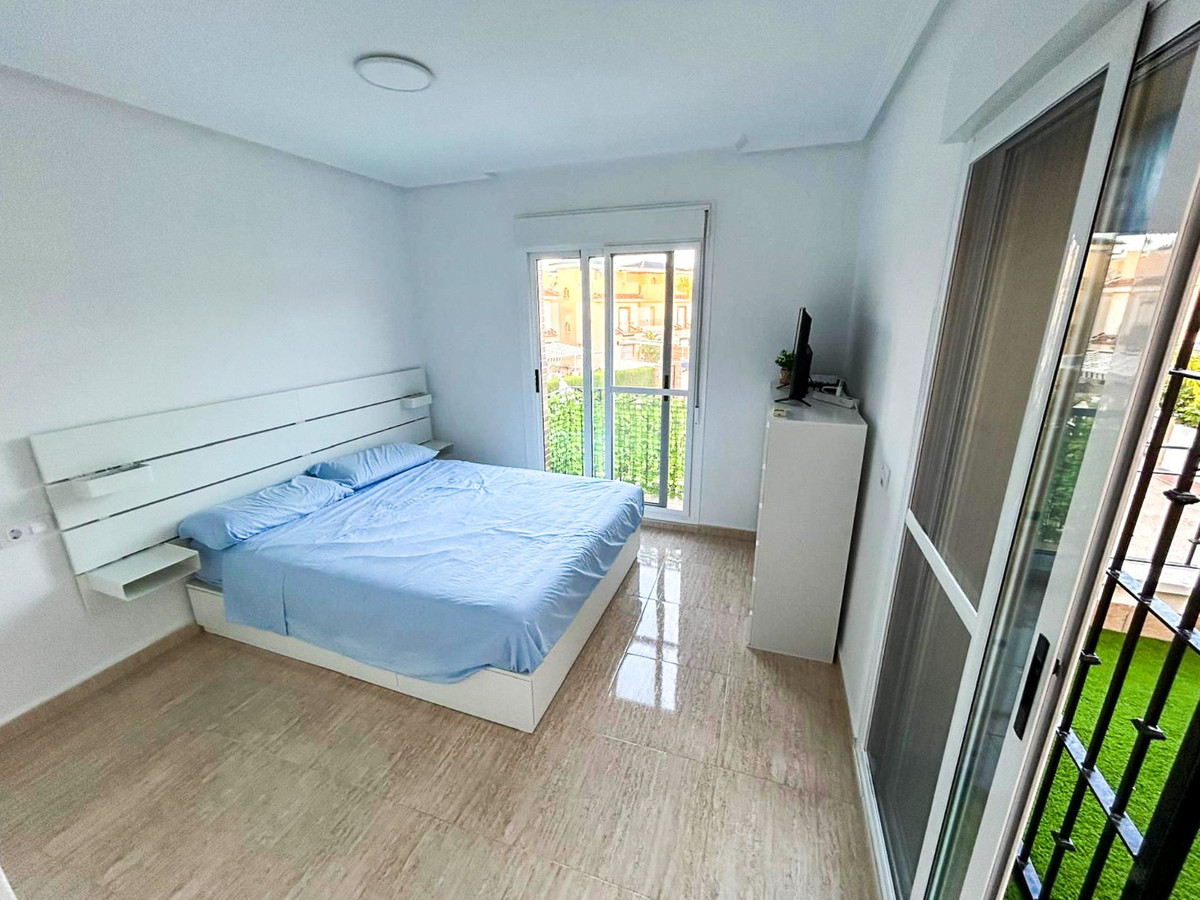 Se vende Adosada de 3 dormitorios en Costa Blanca, Alicante, España