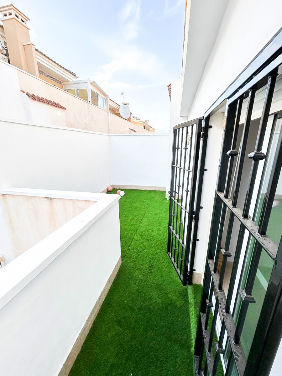 Se vende Adosada de 3 dormitorios en Costa Blanca, Alicante, España