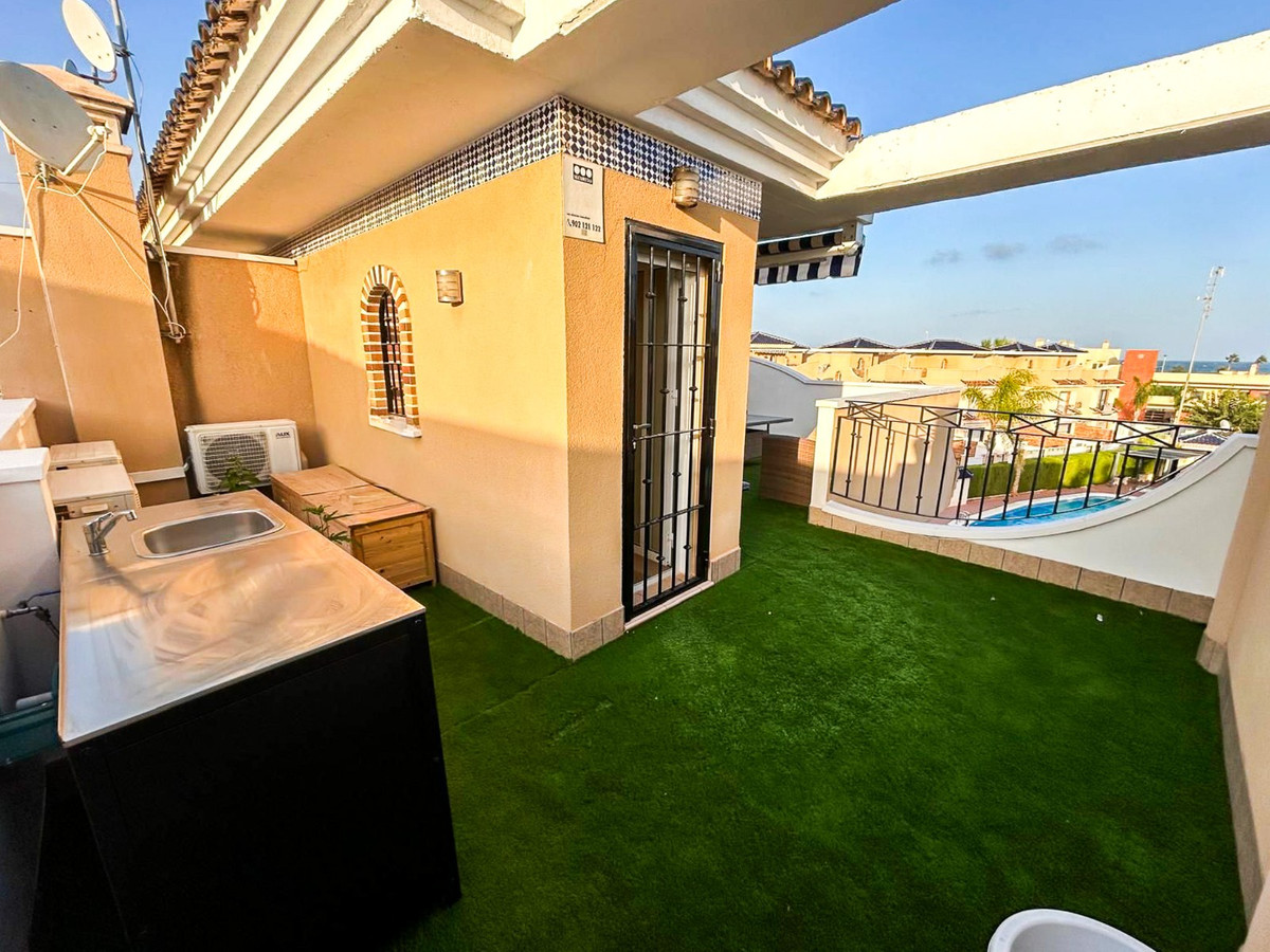 Se vende Adosada de 3 dormitorios en Costa Blanca, Alicante, España