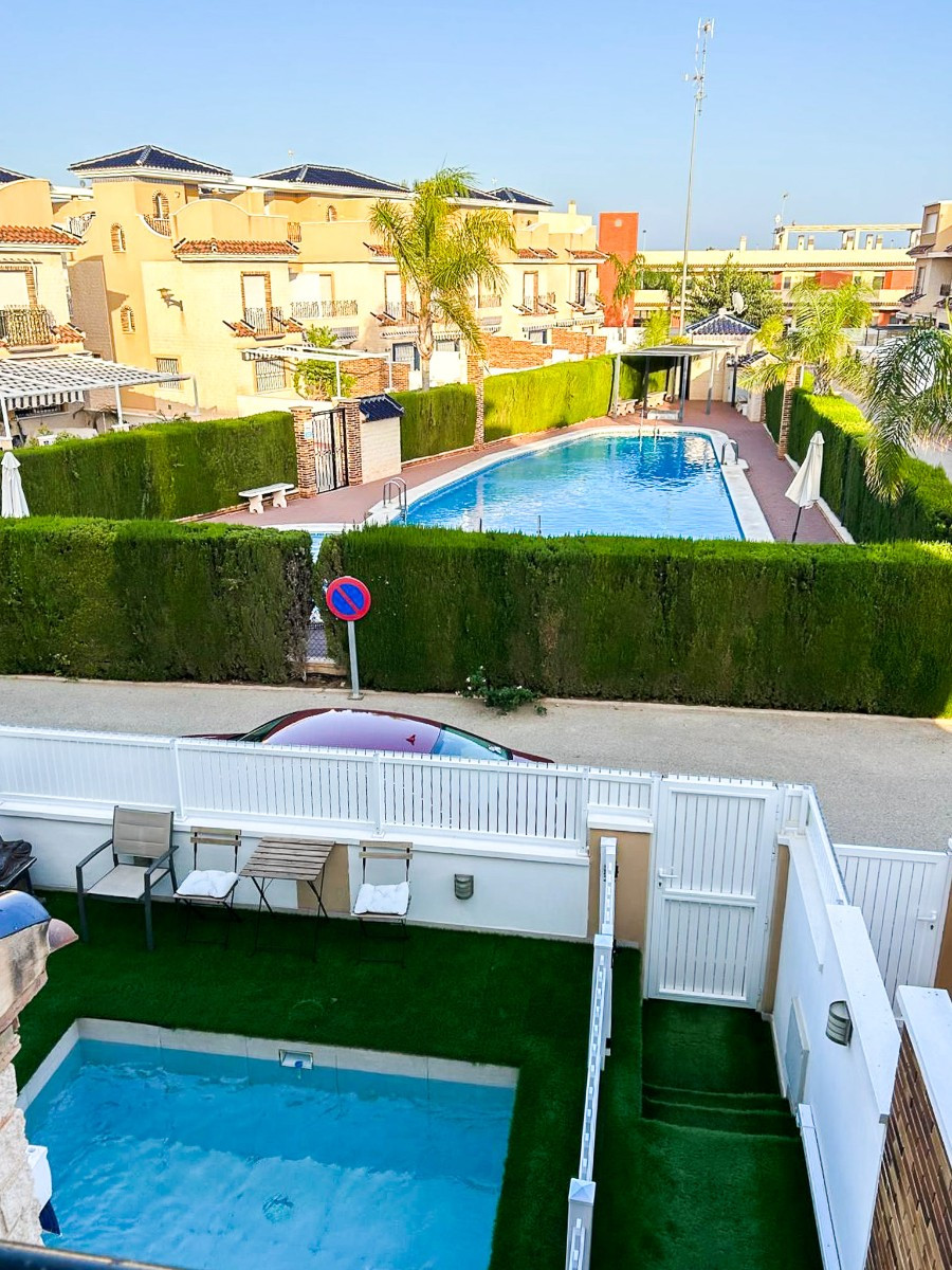 Se vende Adosada de 3 dormitorios en Costa Blanca, Alicante, España