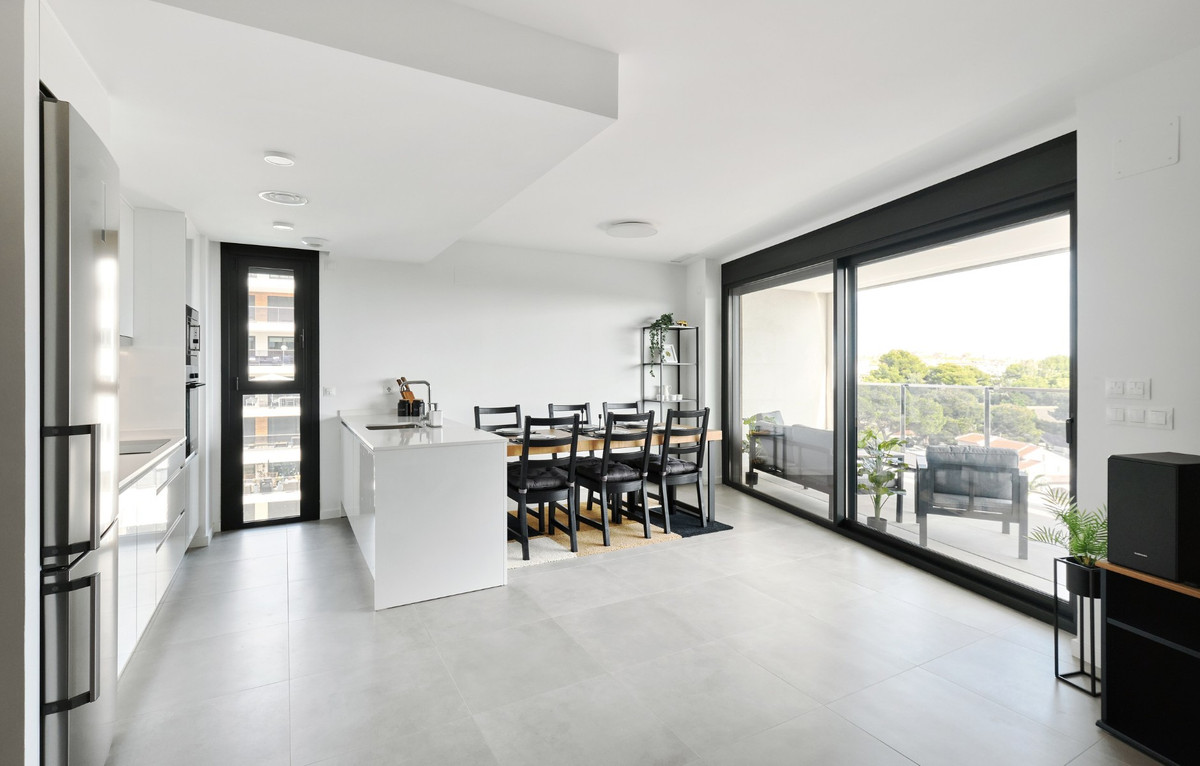 3 Bed Apartment for sale in Dehesa De Campoamor Costa Blanca, Alicante, Spain