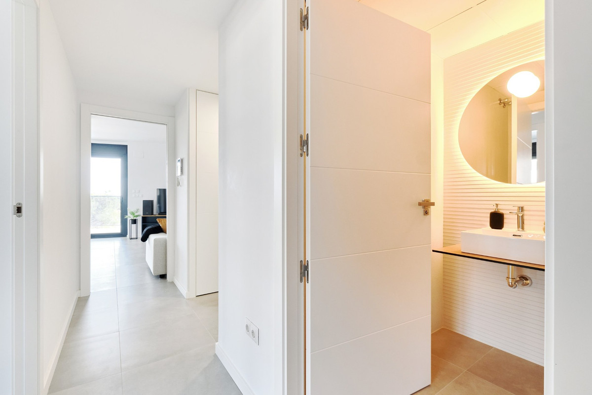3 Bed Apartment for sale in Dehesa De Campoamor Costa Blanca, Alicante, Spain