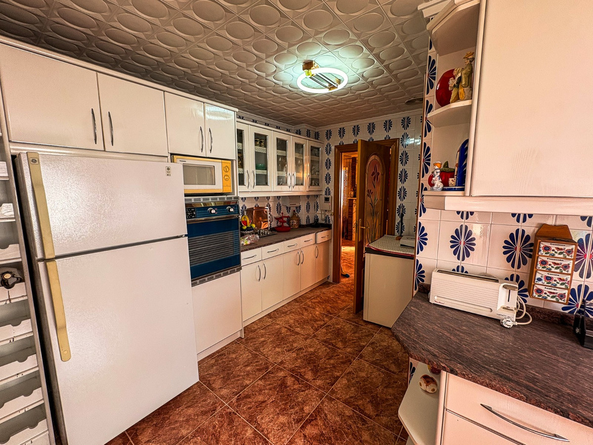 3 Bed Apartment for sale in Santa Pola Costa Blanca, Alicante, Spain