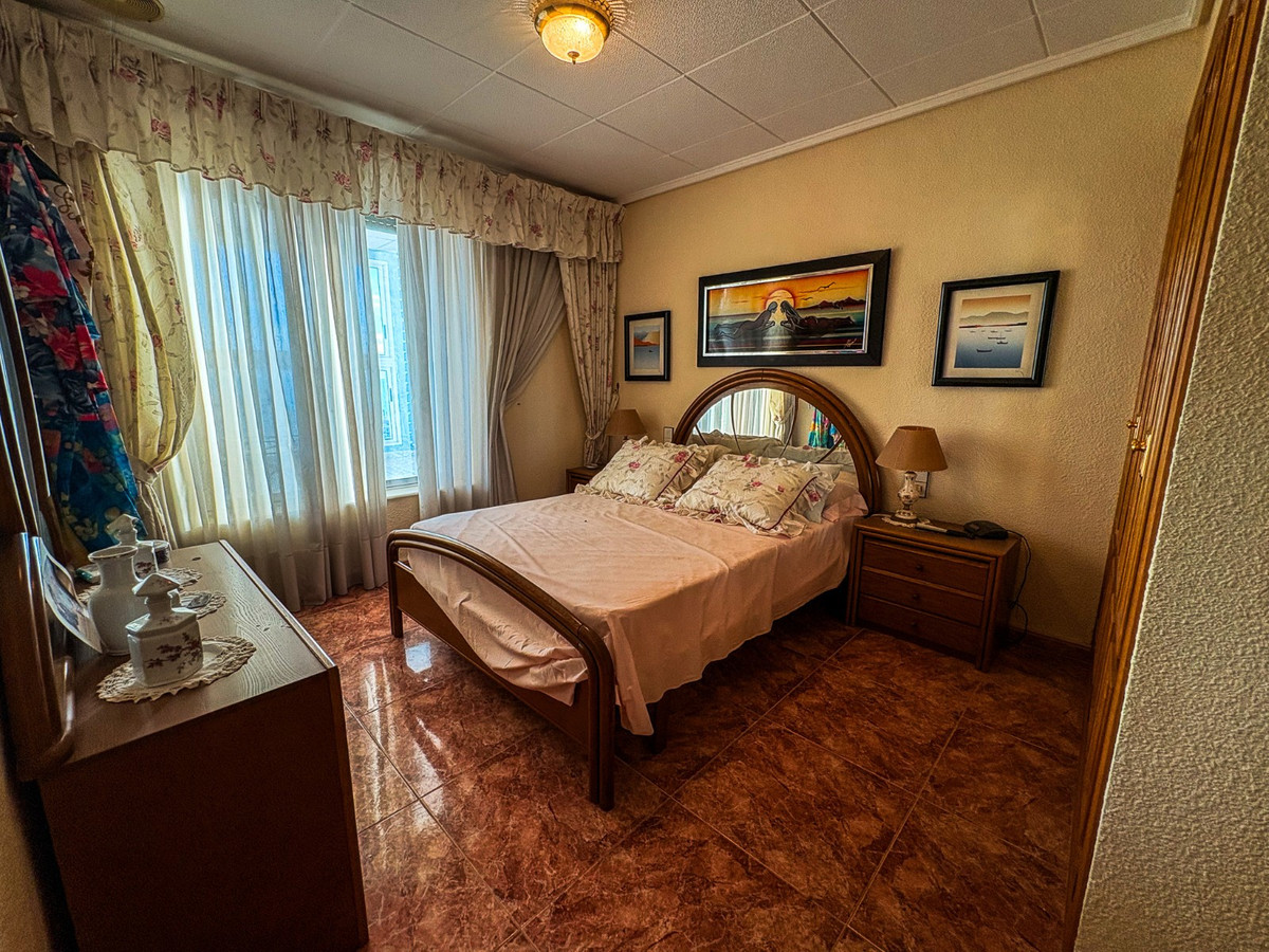 3 Bed Apartment for sale in Santa Pola Costa Blanca, Alicante, Spain