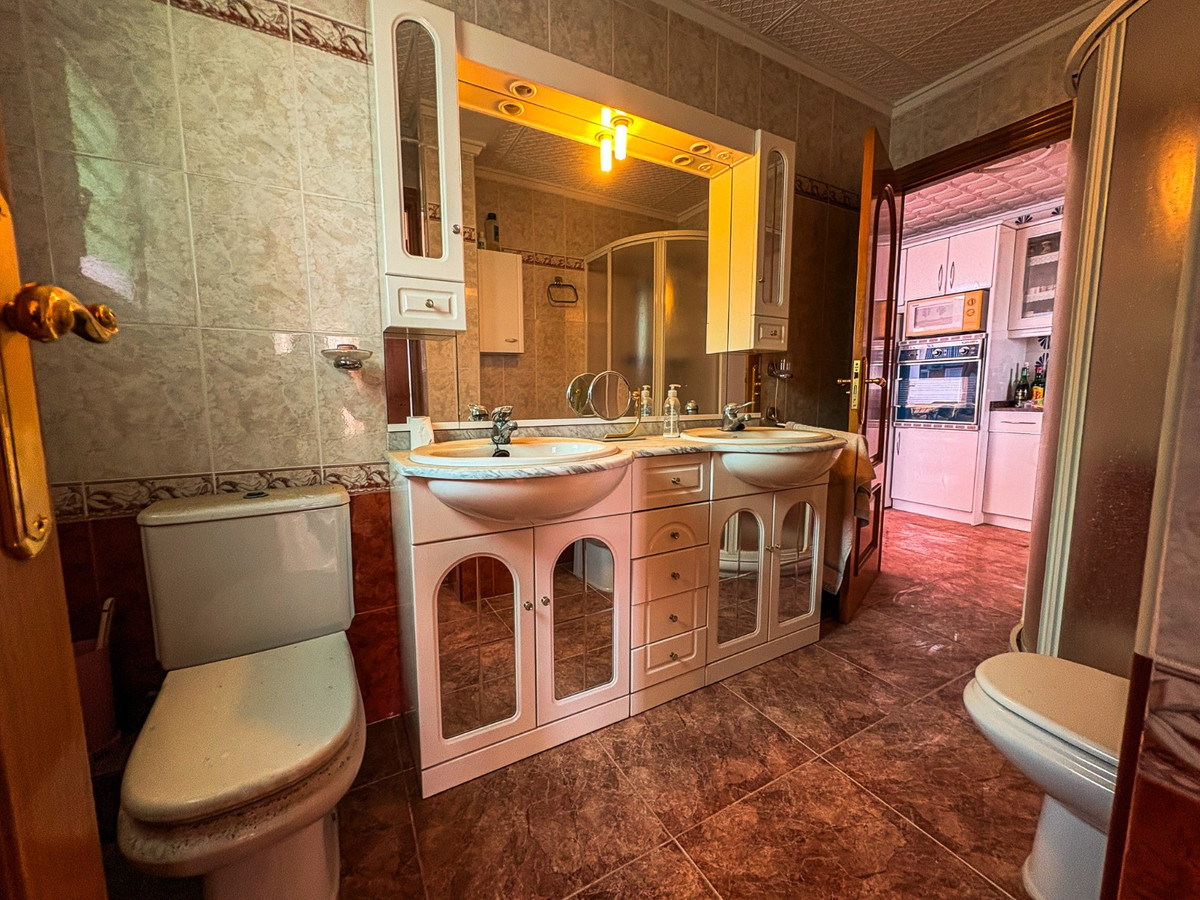 3 Bed Apartment for sale in Santa Pola Costa Blanca, Alicante, Spain