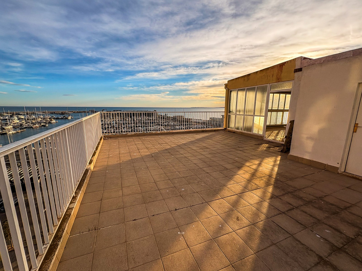 3 Bed Apartment for sale in Santa Pola Costa Blanca, Alicante, Spain
