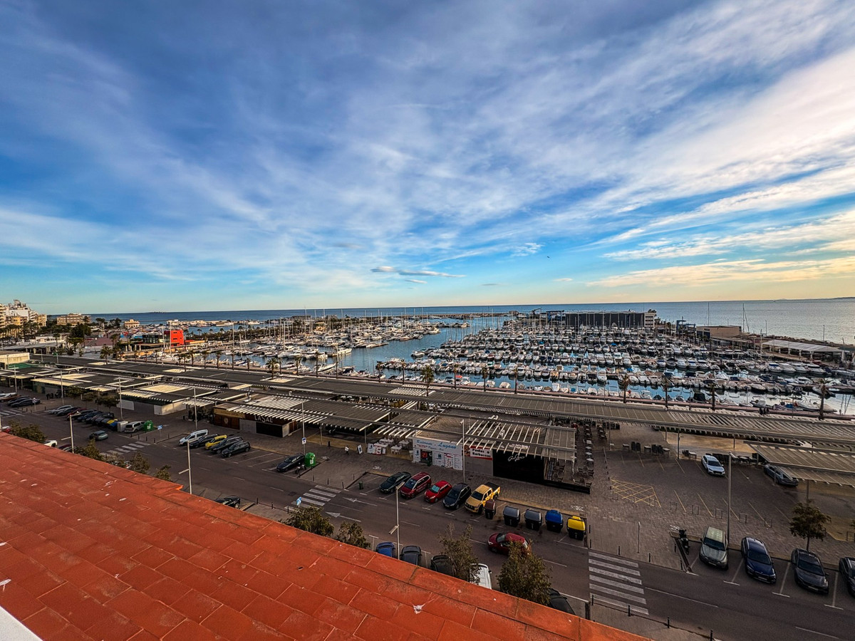 3 Bed Apartment for sale in Santa Pola Costa Blanca, Alicante, Spain