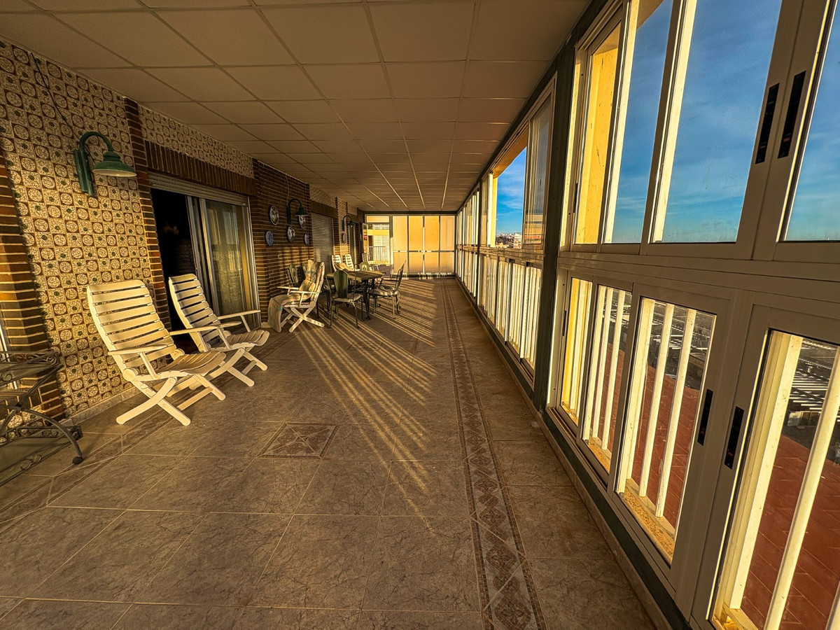 3 Bed Apartment for sale in Santa Pola Costa Blanca, Alicante, Spain