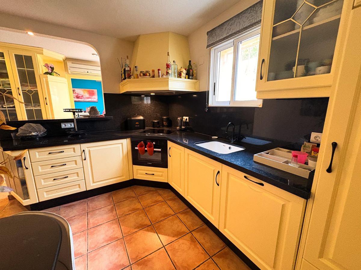 Se vende Villa - Chalet de 5 dormitorios en Costa Blanca, Alicante, España
