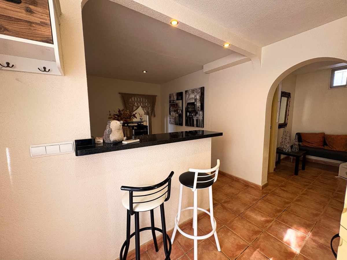 Se vende Villa - Chalet de 5 dormitorios en Costa Blanca, Alicante, España