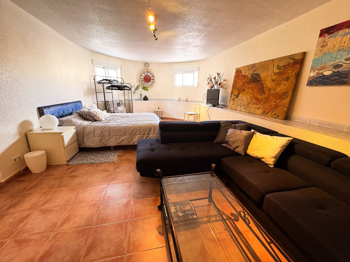 Se vende Villa - Chalet de 5 dormitorios en Costa Blanca, Alicante, España