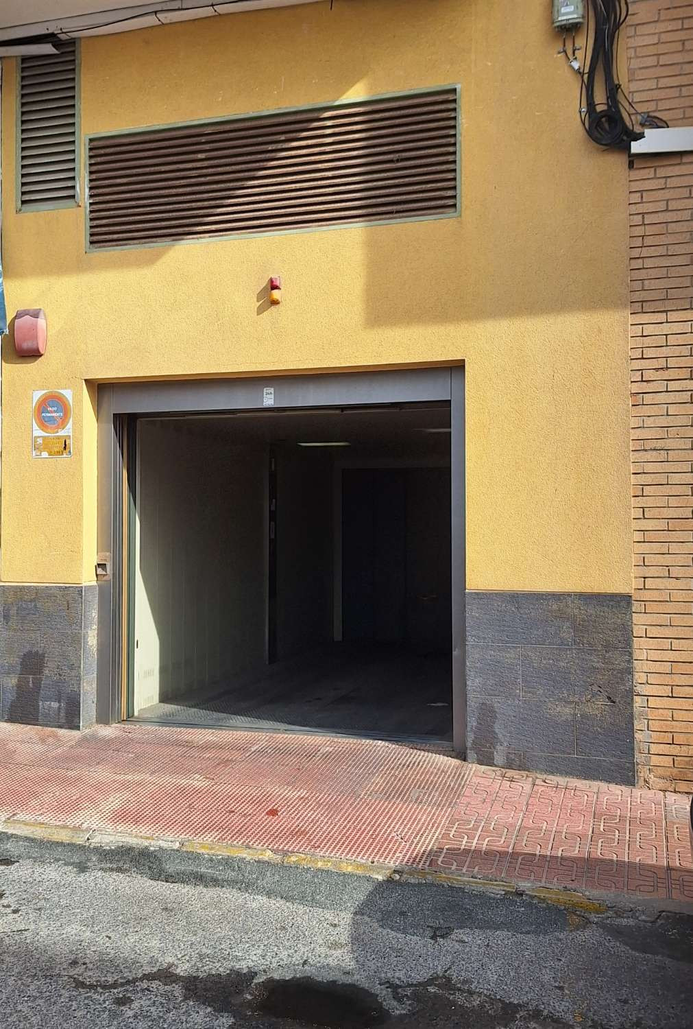 Se vende Garaje  en Costa Blanca, Alicante, España
