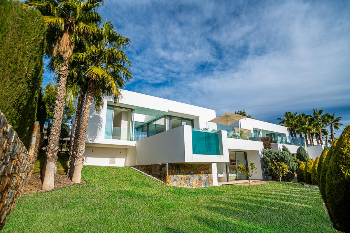 3 Bed Townhouse for sale in Orihuela Costa Costa Blanca, Alicante, Spain