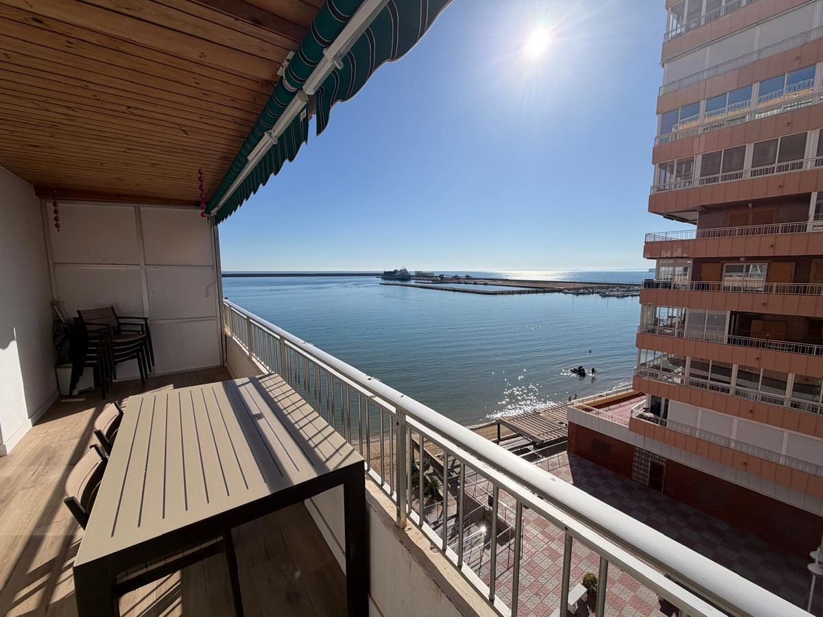Se vende Apartamento Planta Media de 3 dormitorios en Costa Blanca, Alicante, España