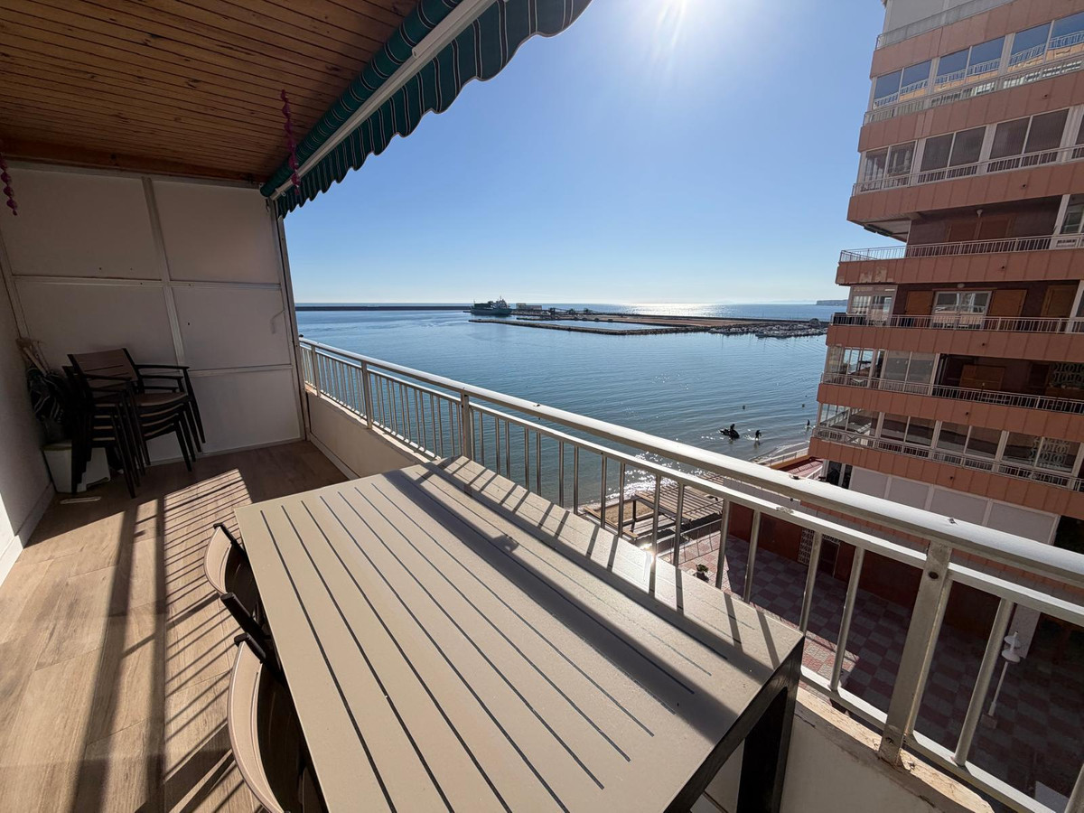 Se vende Apartamento Planta Media de 3 dormitorios en Costa Blanca, Alicante, España