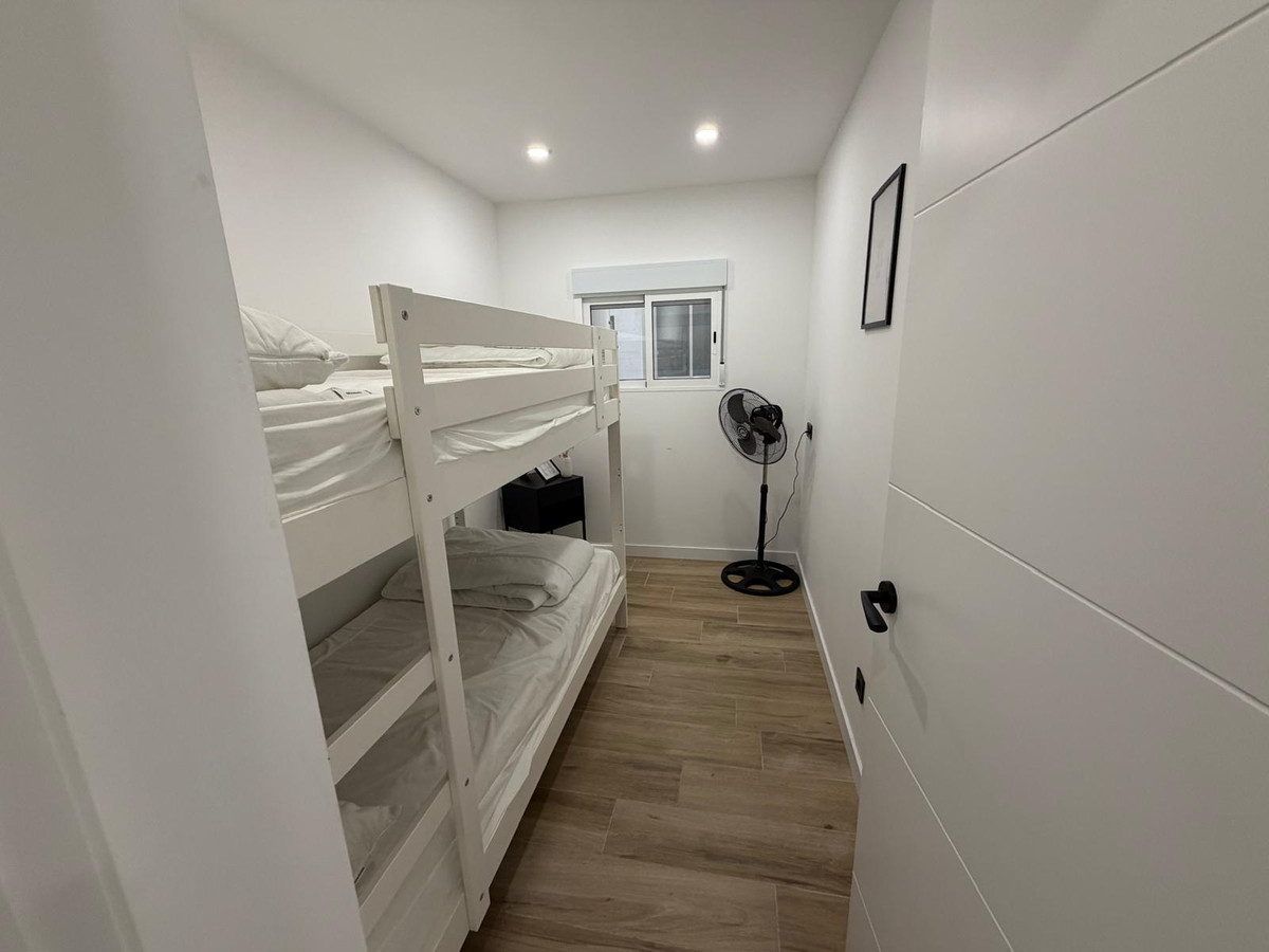 Se vende Apartamento Planta Media de 3 dormitorios en Costa Blanca, Alicante, España