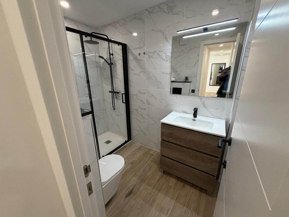 Se vende Apartamento Planta Media de 3 dormitorios en Costa Blanca, Alicante, España