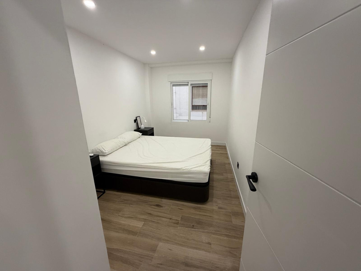 Se vende Apartamento Planta Media de 3 dormitorios en Costa Blanca, Alicante, España