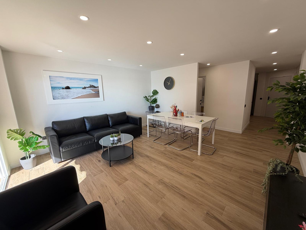 Se vende Apartamento Planta Media de 3 dormitorios en Costa Blanca, Alicante, España