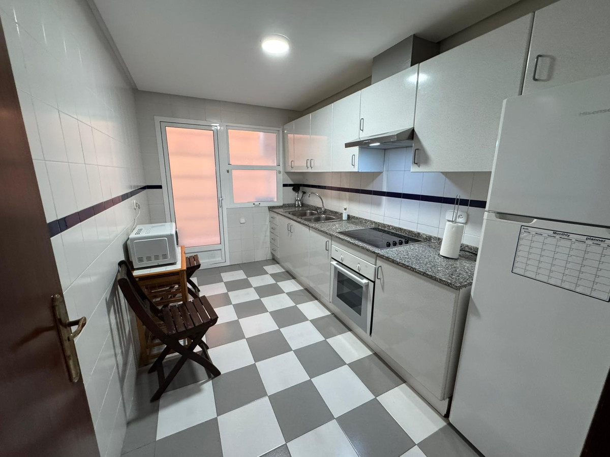 Se vende Apartamento Planta Media de 3 dormitorios en Costa Blanca, Alicante, España