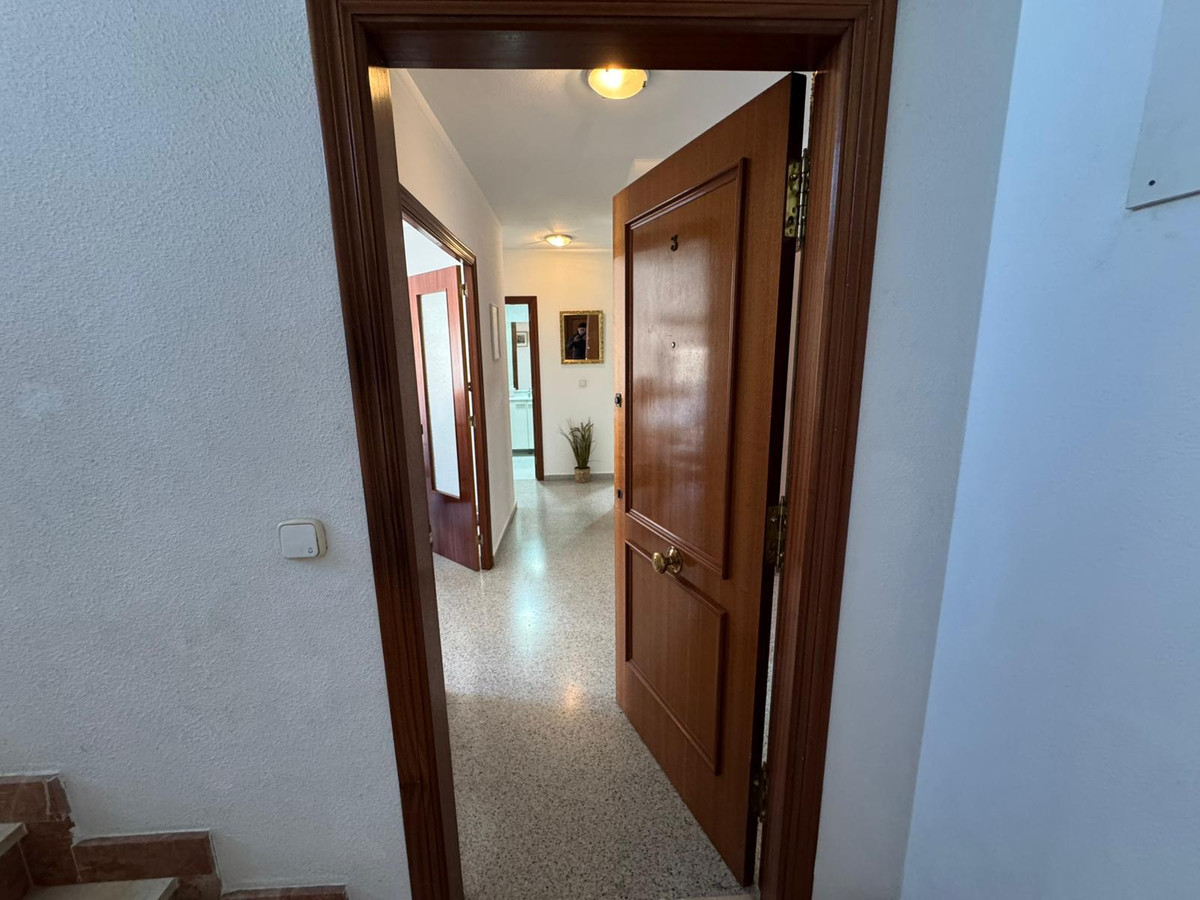 Se vende Apartamento Planta Media de 3 dormitorios en Costa Blanca, Alicante, España