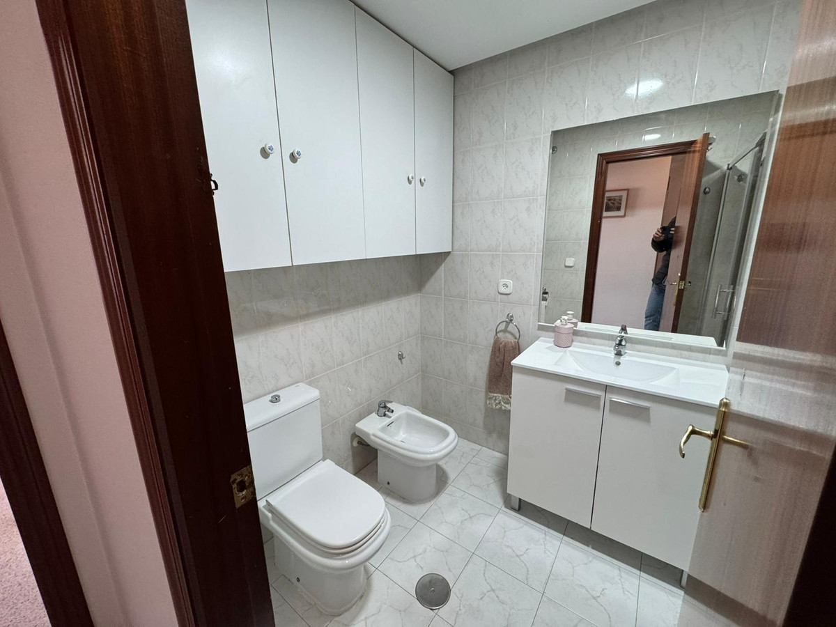 Se vende Apartamento Planta Media de 3 dormitorios en Costa Blanca, Alicante, España