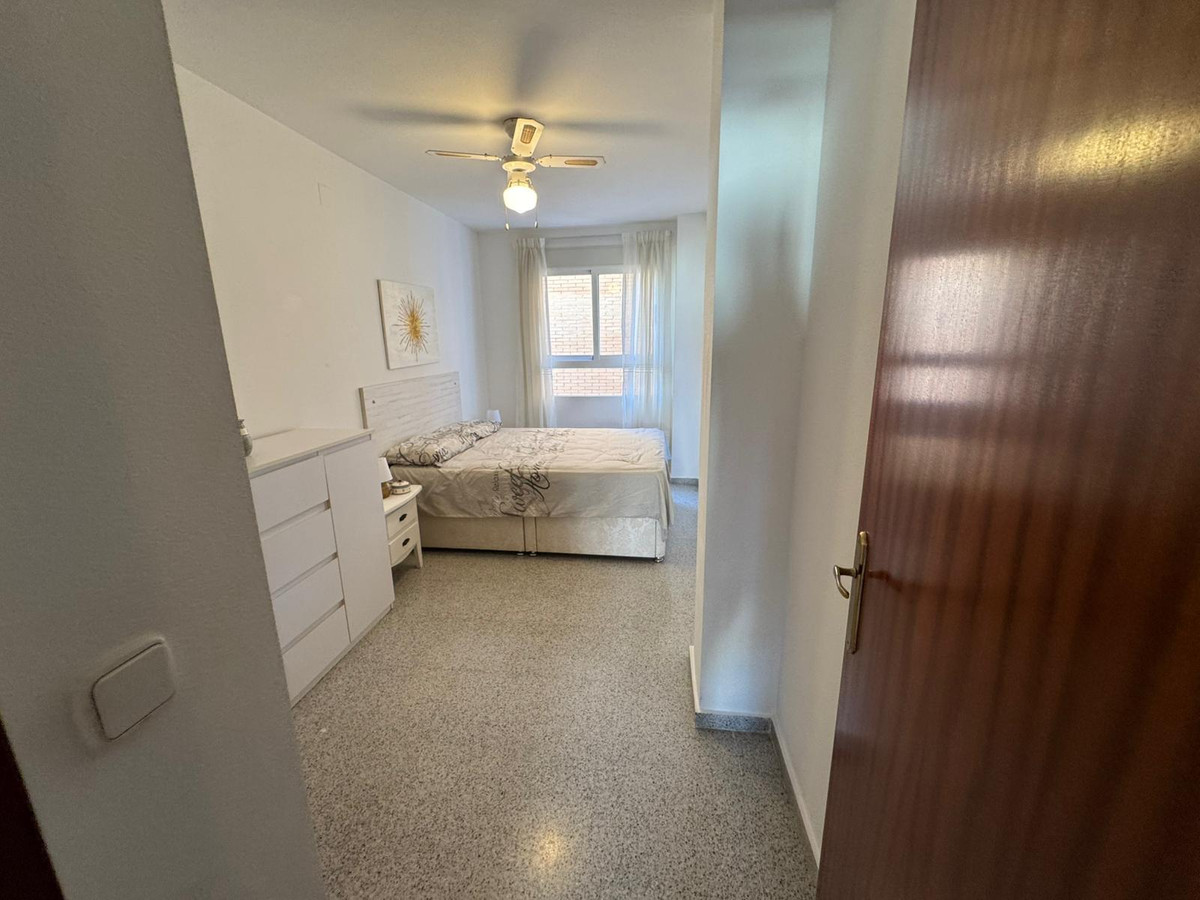 Se vende Apartamento Planta Media de 3 dormitorios en Costa Blanca, Alicante, España