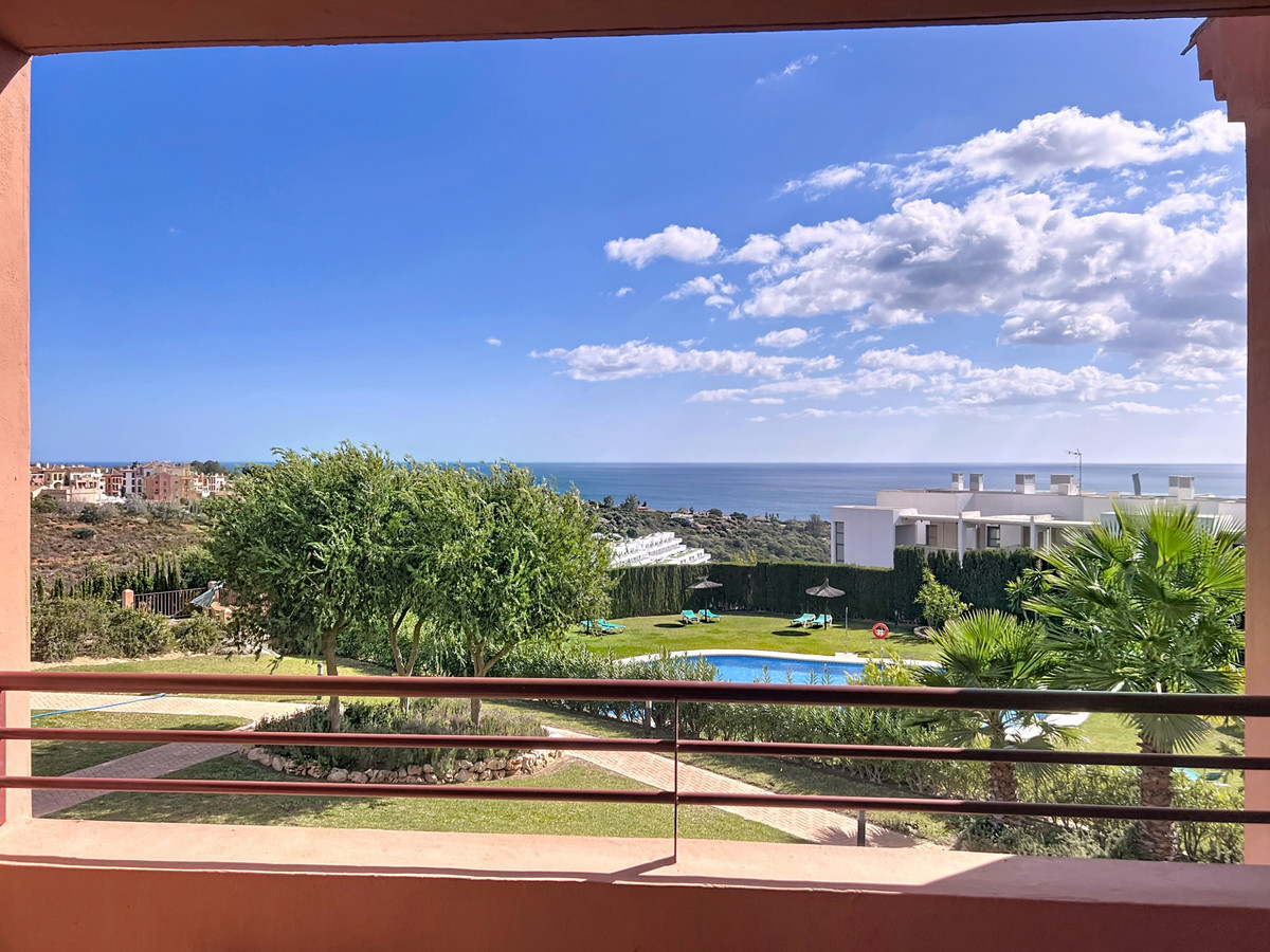 Se vende Apartamento Planta Media de 2 dormitorios en Costa Del Sol, Málaga, España