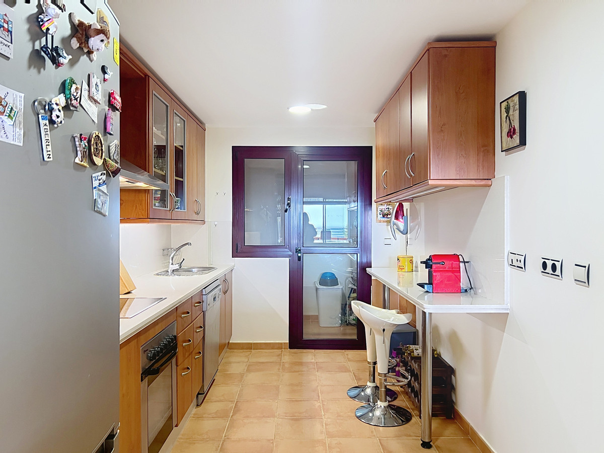 Se vende Apartamento Planta Media de 2 dormitorios en Costa Del Sol, Málaga, España