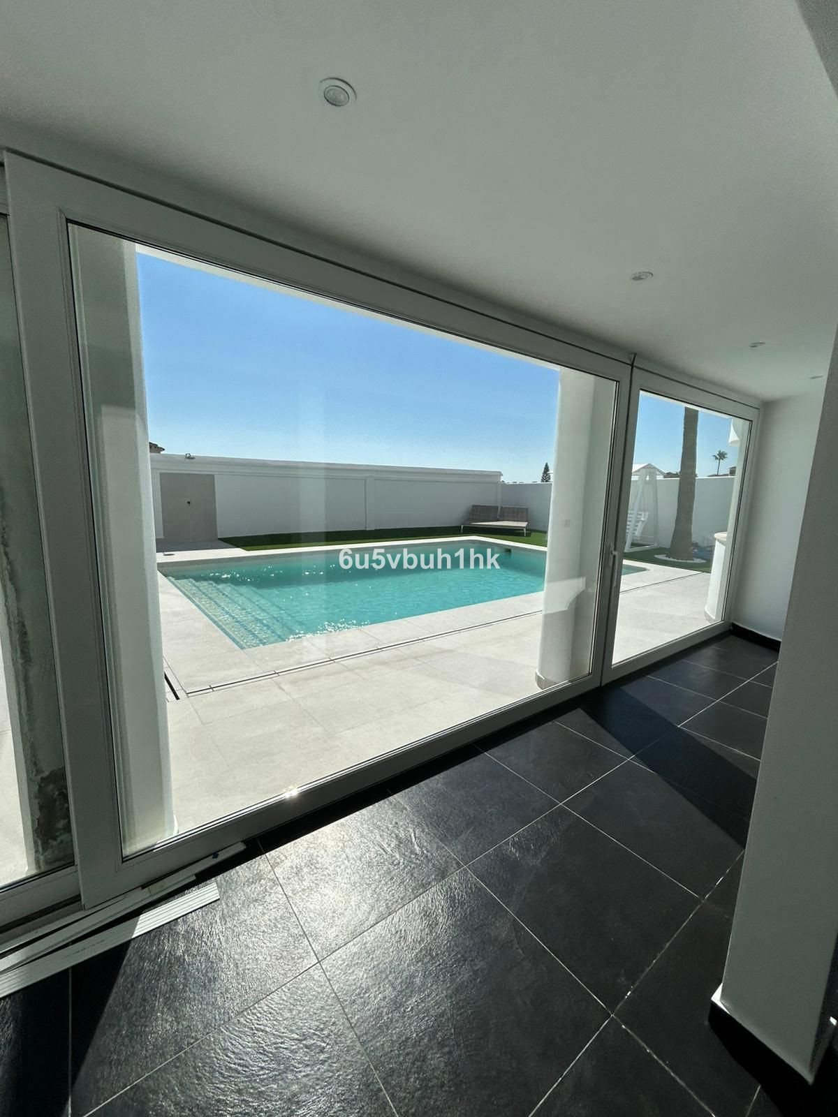 4 Bed Townhouse for sale in Benalmadena Costa Costa Del Sol, Málaga, Spain