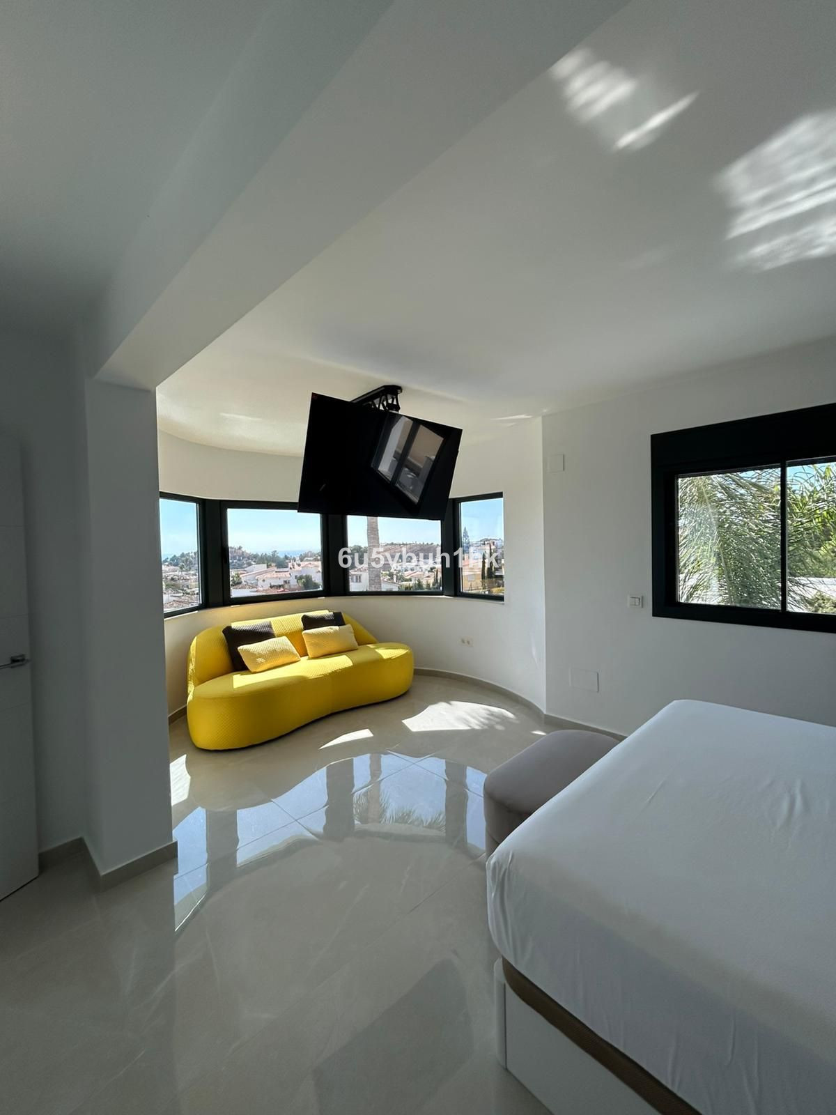 4 Bed Townhouse for sale in Benalmadena Costa Costa Del Sol, Málaga, Spain